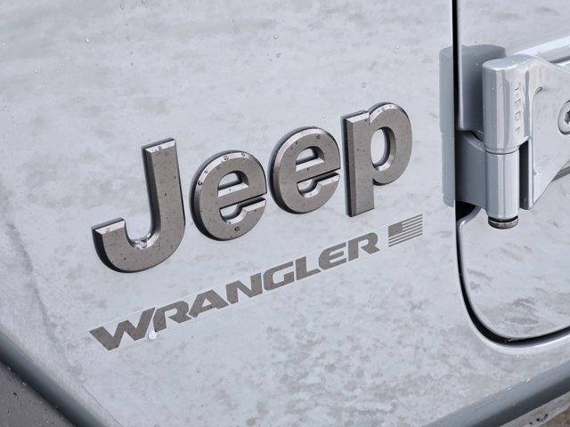 new 2025 Jeep Wrangler car, priced at $51,636