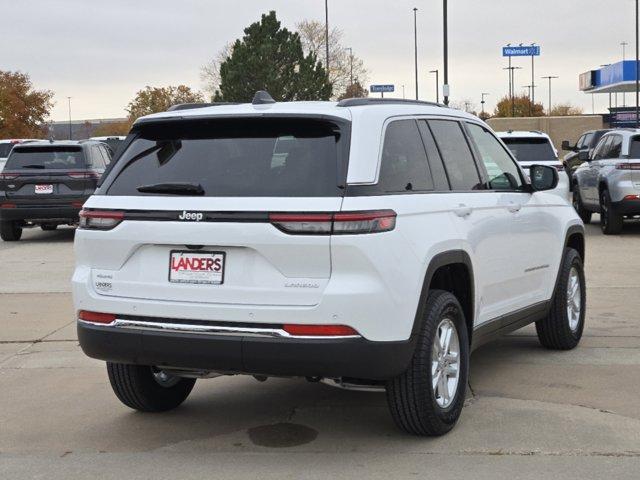 new 2025 Jeep Grand Cherokee car, priced at $32,729