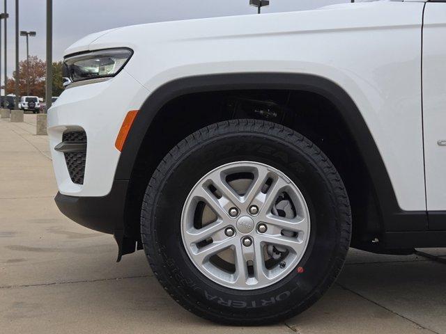 new 2025 Jeep Grand Cherokee car, priced at $32,729