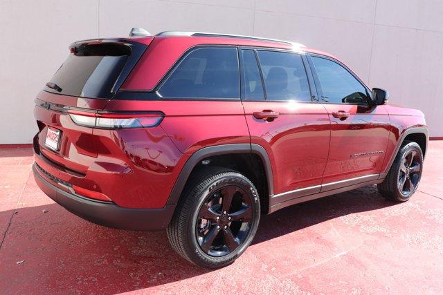 new 2024 Jeep Grand Cherokee car, priced at $42,170