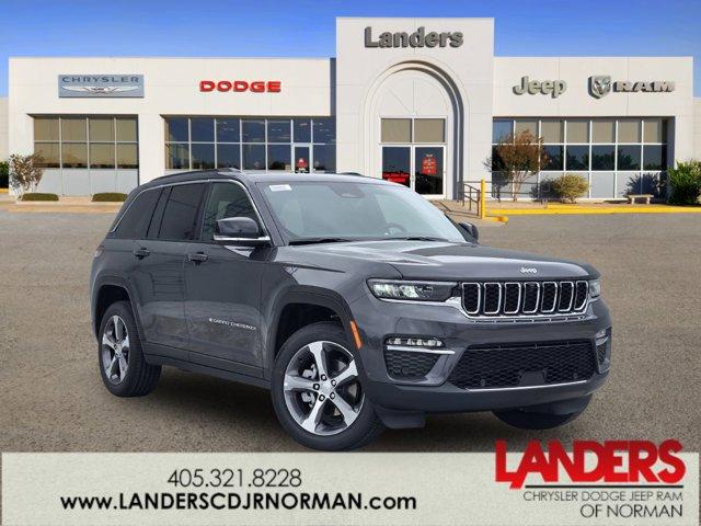 new 2025 Jeep Grand Cherokee car, priced at $53,080
