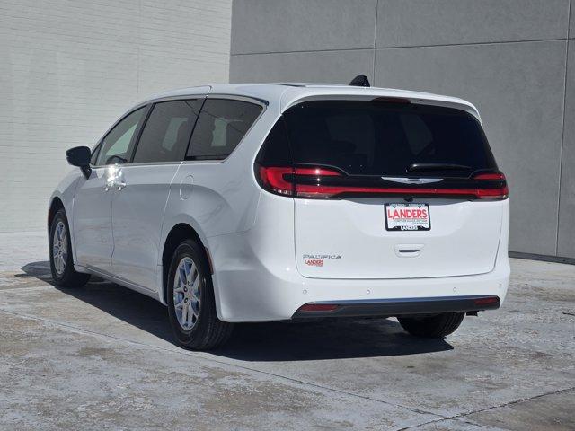 new 2026 Chrysler Pacifica car, priced at $45,115