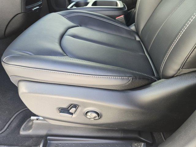 new 2026 Chrysler Pacifica car, priced at $45,115