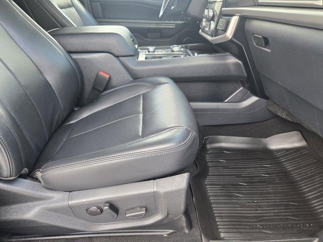 used 2024 Ford Expedition car, priced at $53,990