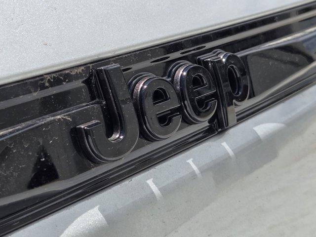 new 2025 Jeep Grand Cherokee car, priced at $42,120