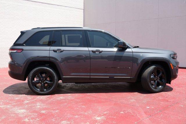 new 2024 Jeep Grand Cherokee car, priced at $46,634