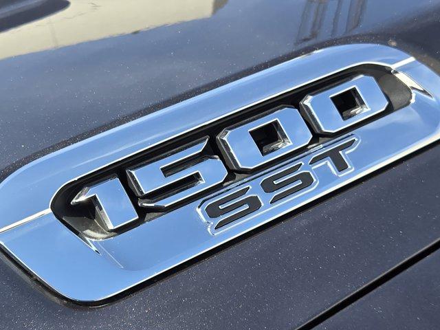 new 2025 Ram 1500 car, priced at $53,530