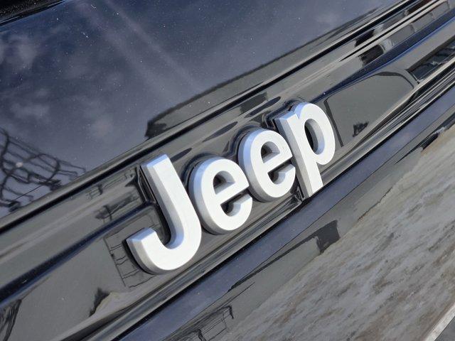 new 2025 Jeep Grand Cherokee car, priced at $36,665