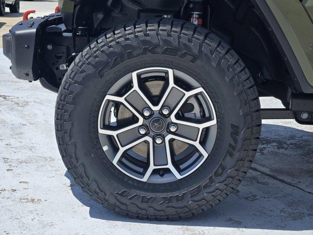 new 2025 Jeep Gladiator car, priced at $53,350