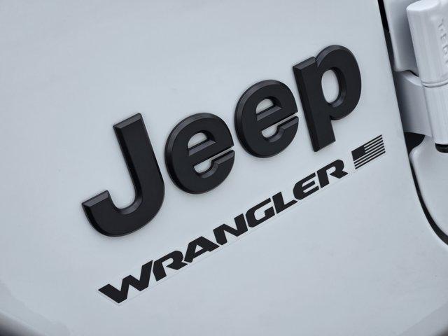 new 2025 Jeep Wrangler car, priced at $52,250
