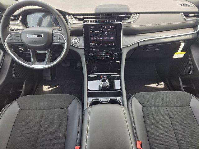 new 2025 Jeep Grand Cherokee L car, priced at $46,712