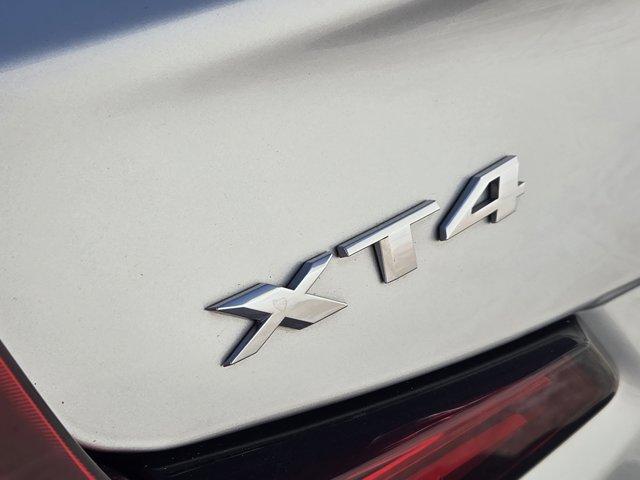 used 2022 Cadillac XT4 car, priced at $25,900