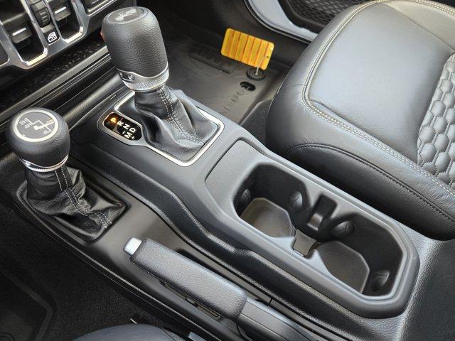 new 2025 Jeep Wrangler car, priced at $53,176