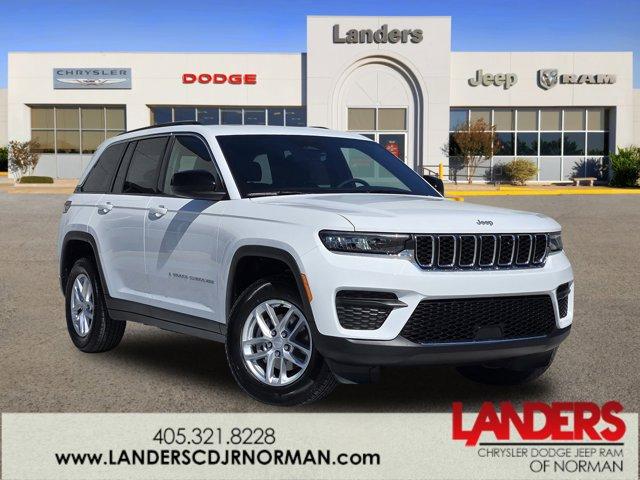 new 2025 Jeep Grand Cherokee car, priced at $36,070