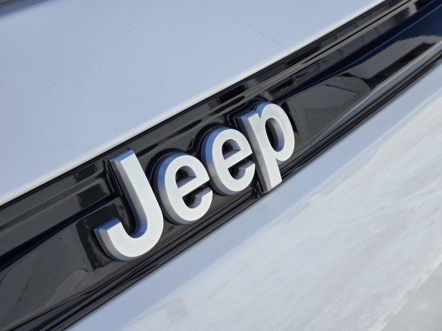 new 2025 Jeep Grand Cherokee car, priced at $36,070