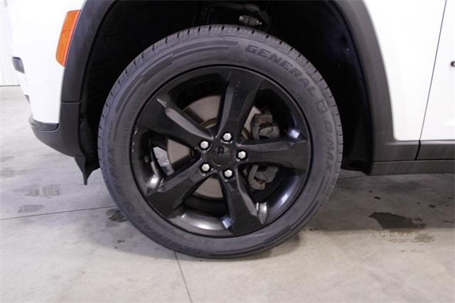 used 2022 Jeep Grand Cherokee L car, priced at $33,620