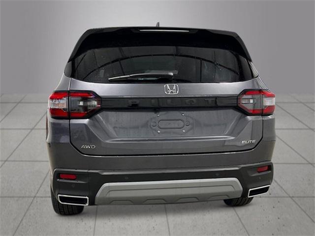 new 2025 Honda Pilot car, priced at $54,575