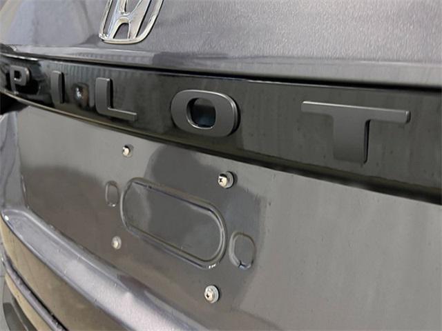 new 2025 Honda Pilot car, priced at $54,575