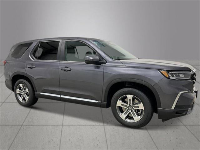 new 2025 Honda Pilot car, priced at $47,095