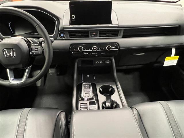 new 2025 Honda Pilot car, priced at $47,095