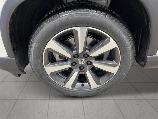 new 2025 Honda Pilot car, priced at $55,030