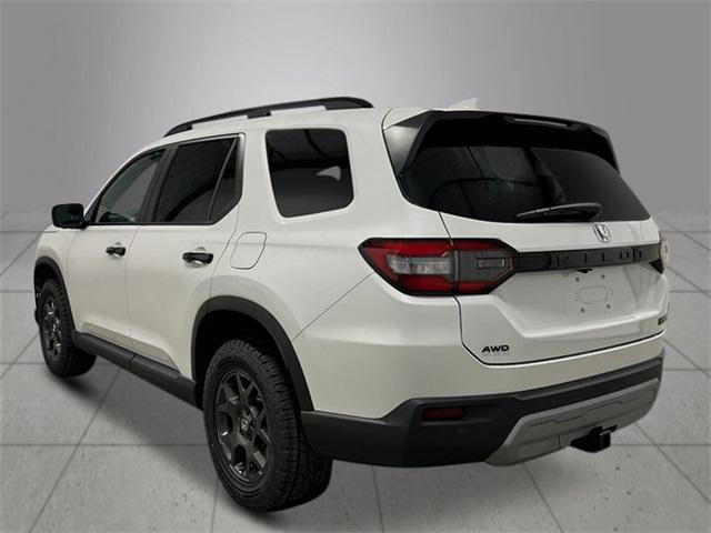 new 2025 Honda Pilot car, priced at $51,350