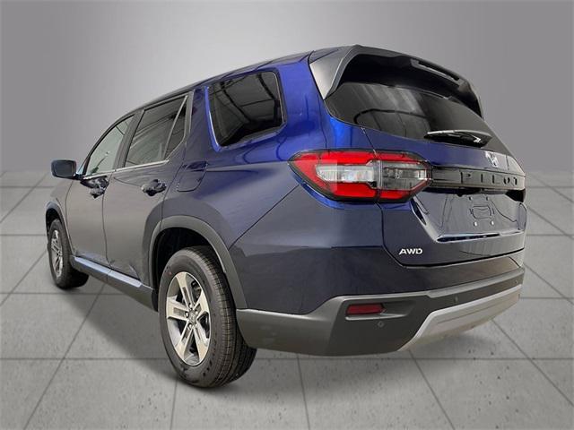 new 2025 Honda Pilot car, priced at $47,095