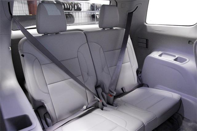 used 2021 GMC Acadia car, priced at $27,620
