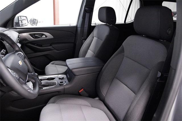 used 2023 Chevrolet Traverse car, priced at $32,073