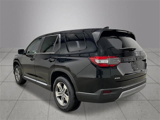 new 2025 Honda Pilot car, priced at $47,095