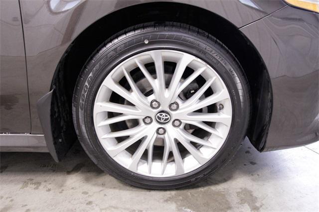 used 2019 Toyota Camry Hybrid car, priced at $21,936
