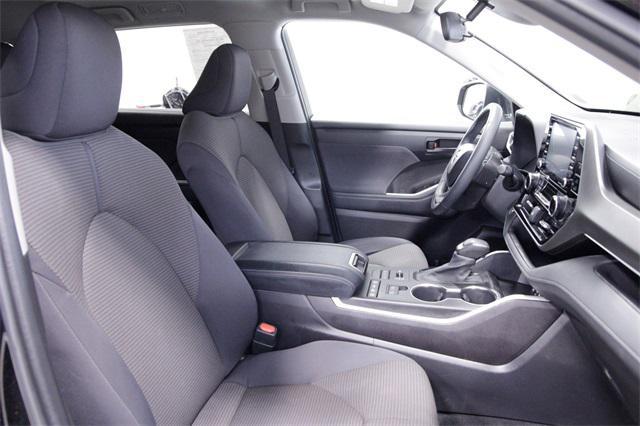 used 2022 Toyota Highlander car, priced at $33,200