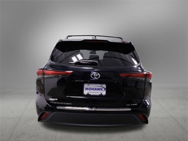 used 2022 Toyota Highlander car, priced at $33,200