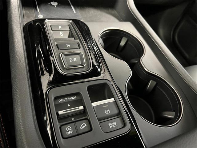 new 2025 Honda Pilot car, priced at $50,895