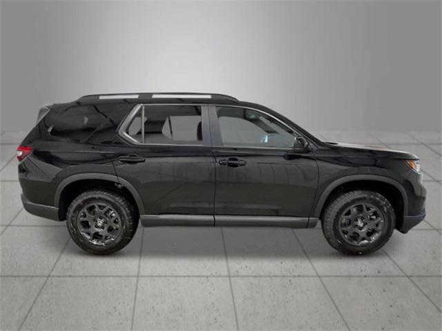 new 2025 Honda Pilot car, priced at $50,895
