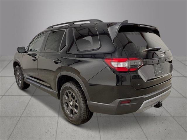 new 2025 Honda Pilot car, priced at $50,895