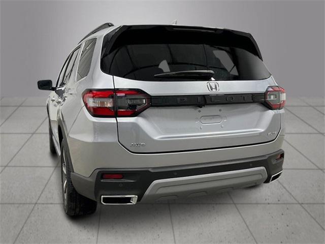new 2025 Honda Pilot car, priced at $54,575