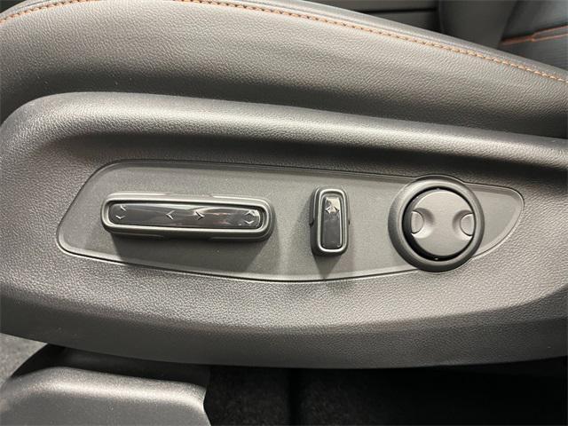 new 2026 Honda CR-V Hybrid car, priced at $41,675