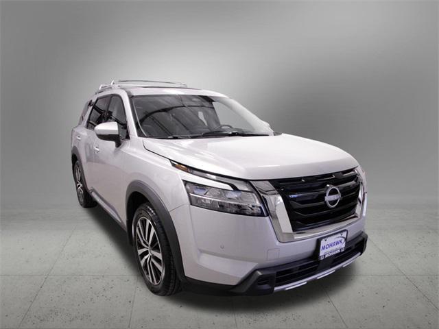 used 2023 Nissan Pathfinder car, priced at $37,234