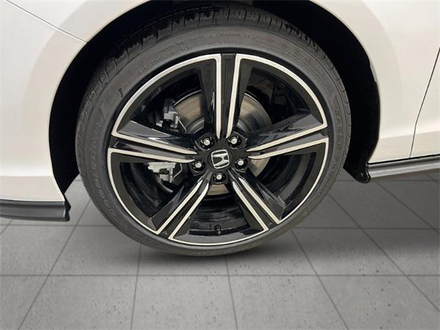 new 2025 Honda Accord Hybrid car, priced at $35,305