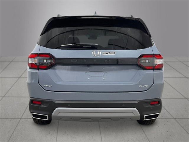 new 2025 Honda Pilot car, priced at $55,760