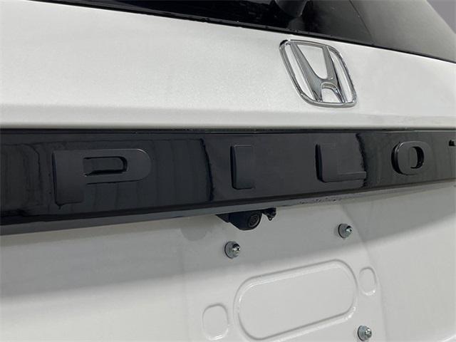new 2025 Honda Pilot car, priced at $47,550