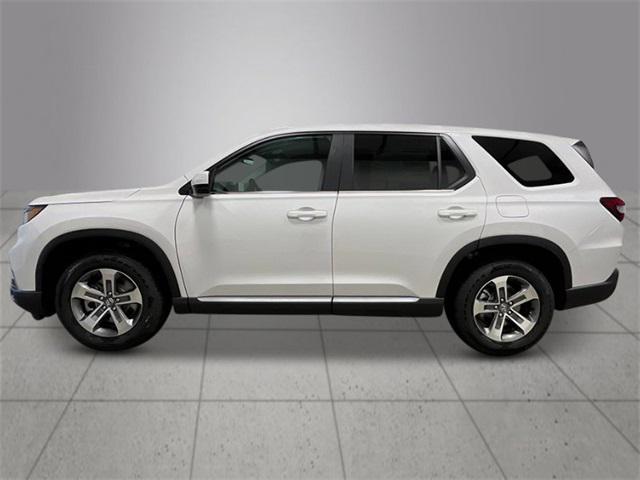 new 2025 Honda Pilot car, priced at $47,550