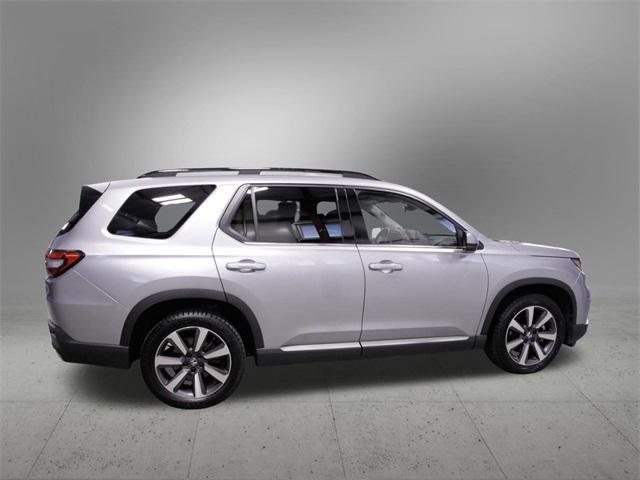 used 2023 Honda Pilot car, priced at $37,499