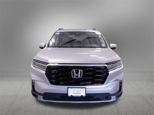 used 2023 Honda Pilot car, priced at $37,499