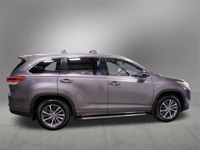 used 2018 Toyota Highlander car, priced at $26,141