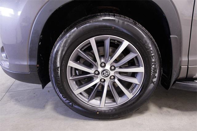 used 2018 Toyota Highlander car, priced at $26,141