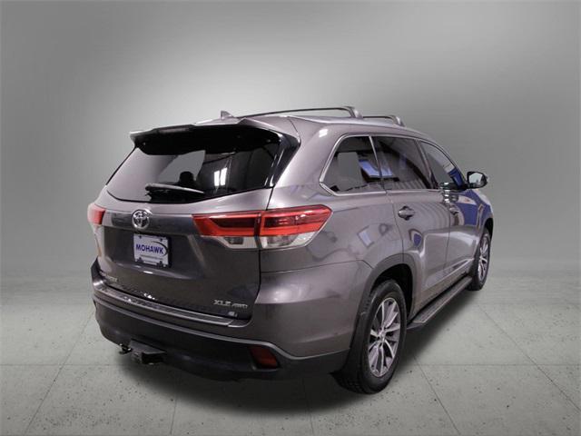 used 2018 Toyota Highlander car, priced at $26,141