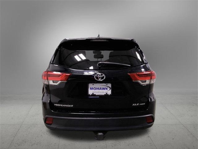 used 2019 Toyota Highlander car, priced at $25,707