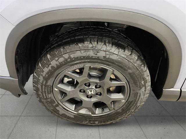 new 2025 Honda Pilot car, priced at $51,350